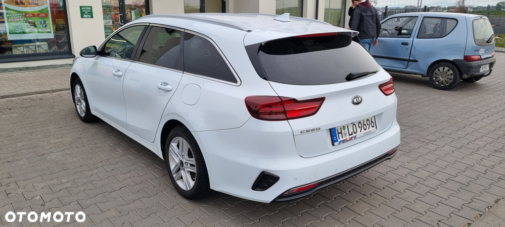 Kia Ceed - 7