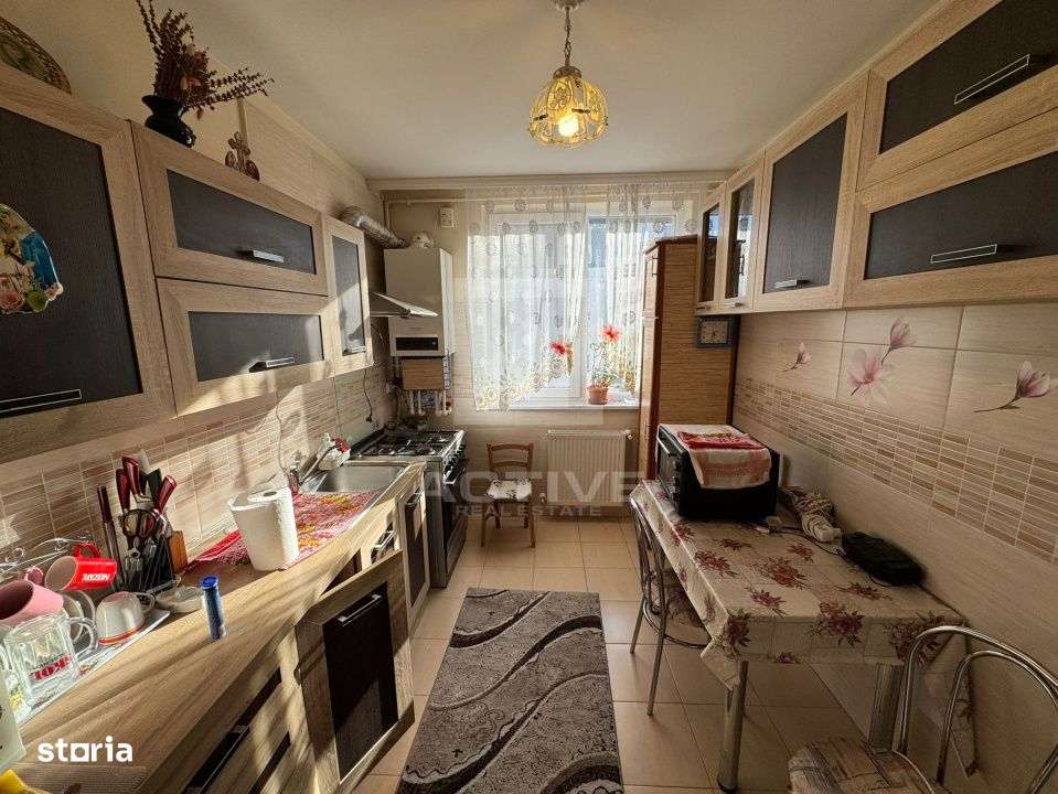 Apartament cu 3 camere  || str Florilor-4