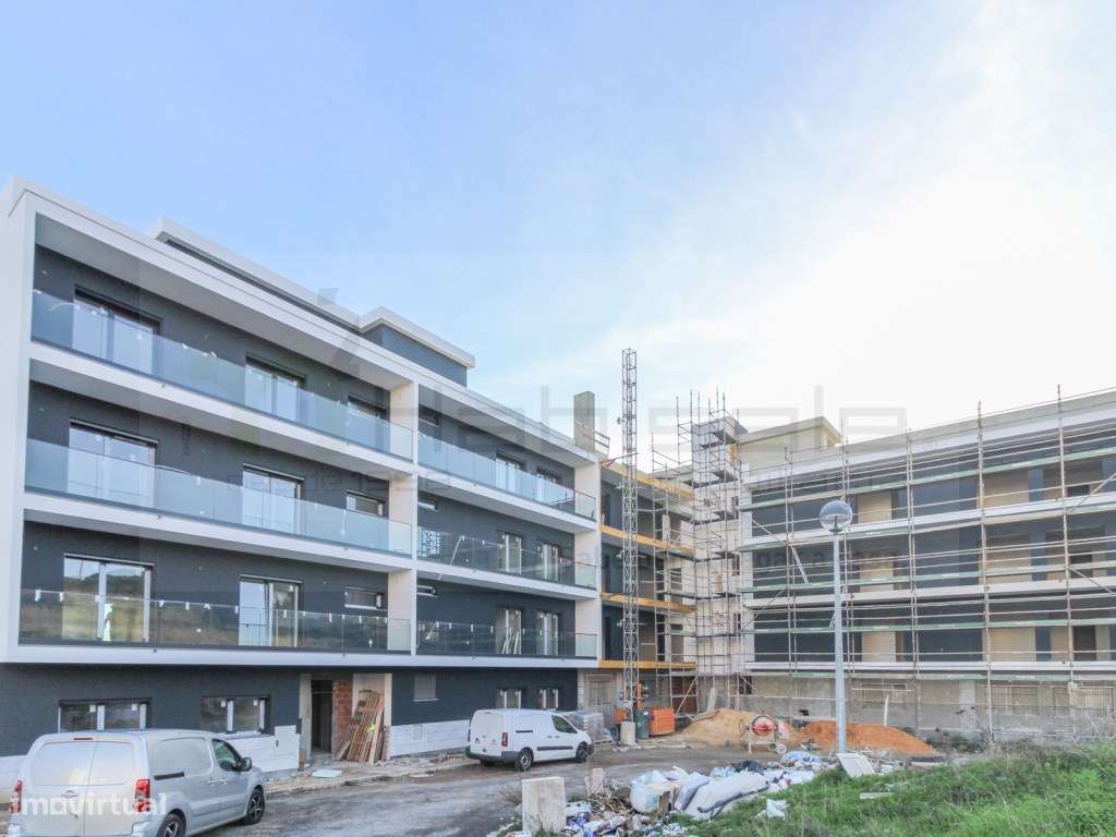 Apartamento T3 com parqueamento | Paradela, Santo António dos Caval...-2