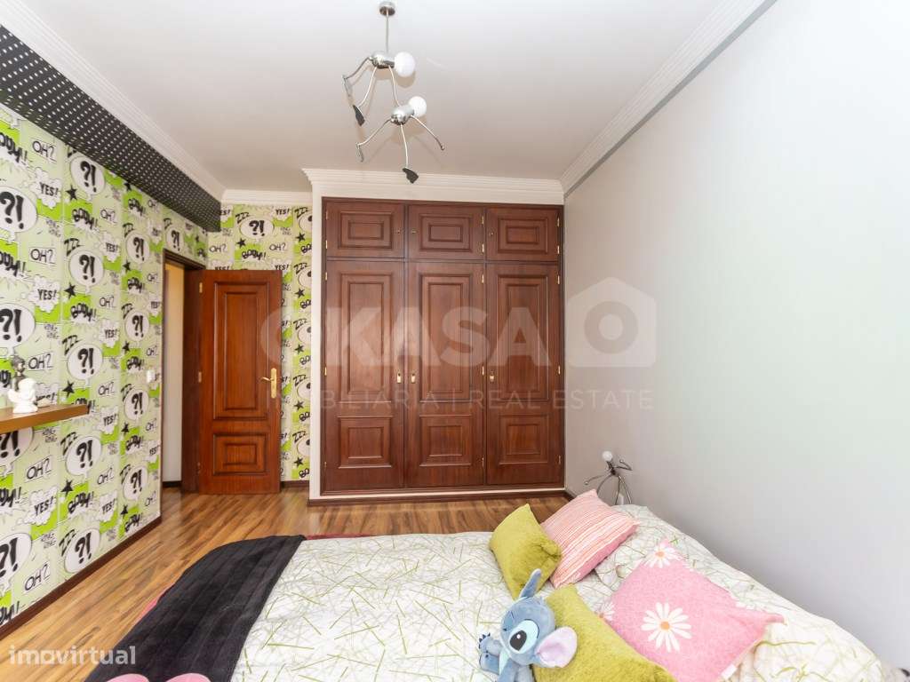 Apartamento T4 ,Bairro do Liceu , Setúbal-24