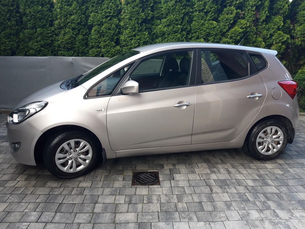 Hyundai IX20 1.4 blue 2016
