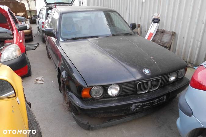 0197 BMW E34 przeznaczeniem na części !! - 1