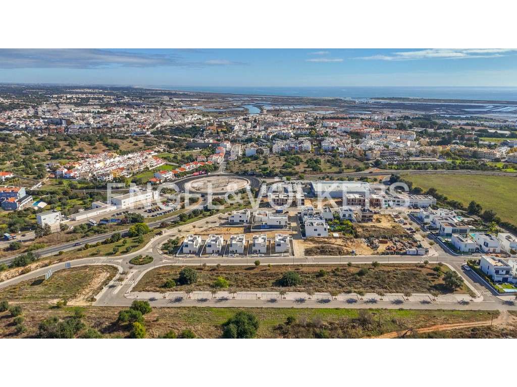 Terreno com projeto aprovado para moradia T4 em Tavira-13
