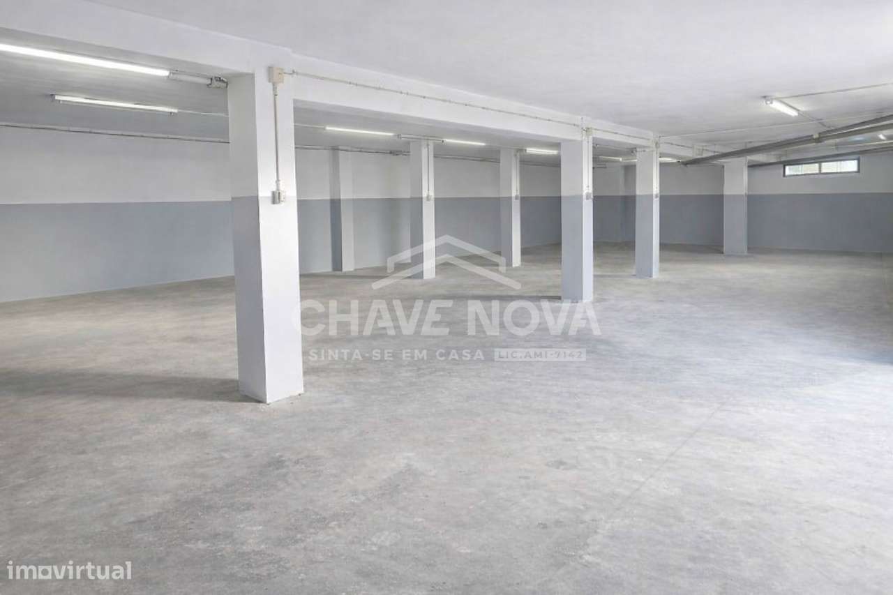 Garagem / Armazém / Arrumos em Canidelo – Excelente Oportunidade - Grande imagem: 4/5