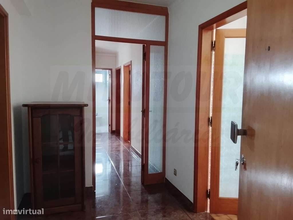 T3 Mobilado e Equipado em Sines para Arrendamento - Zona Tranquila - Grande imagem: 2/24