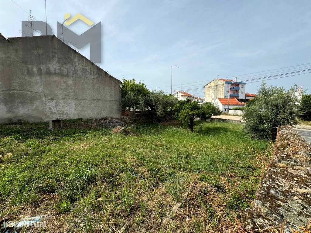 Terreno urbano com 480 m² para venda em Castelo Branco!-4