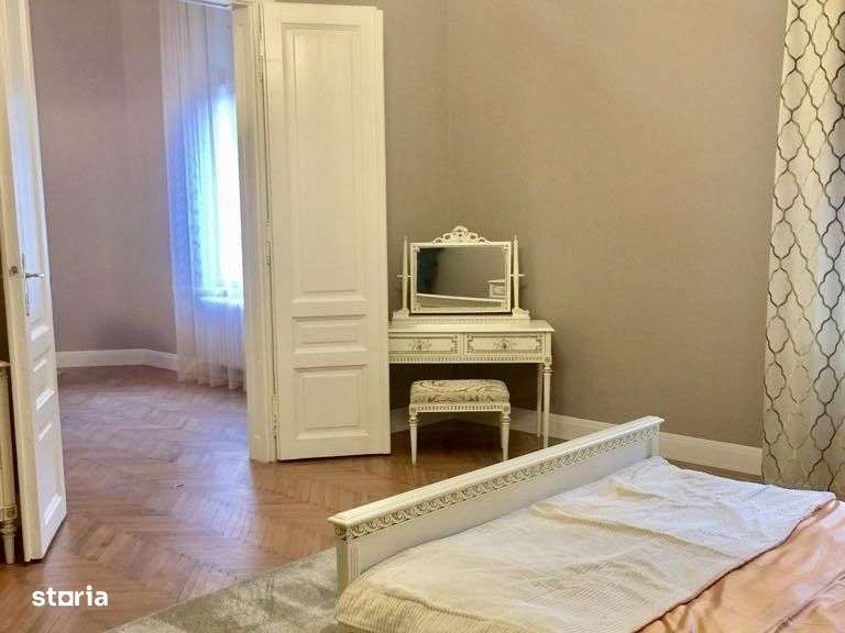Apartament de 190 mp cu 3 camere de LUX pe Metianu Comision 0 - Imagine principală: 4/8