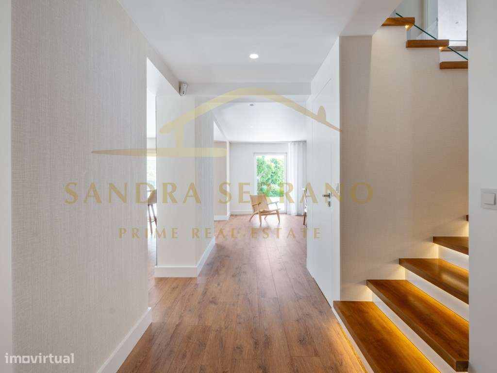 Moradia Contemporânea, 4 Suites, renovada ,Piscina na Quinta da Bel...-9