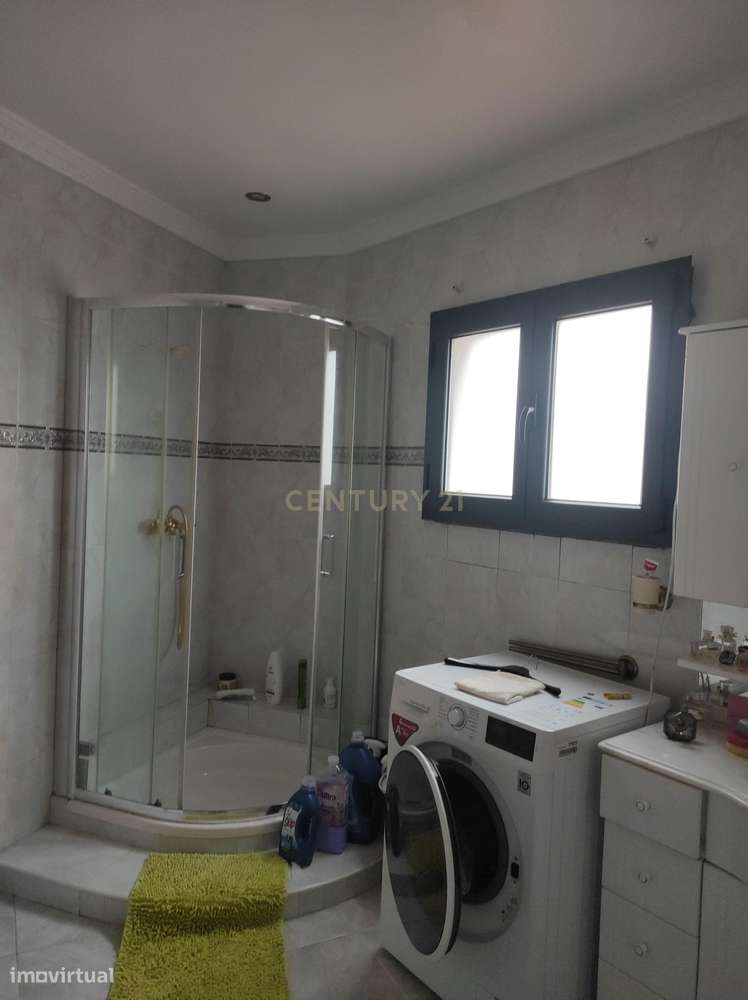 Moradia em Lagoa Parada - Santiago da Guarda - Ansião-6