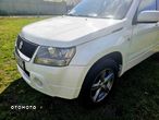 Suzuki Grand Vitara 2.0 De luxe - 6