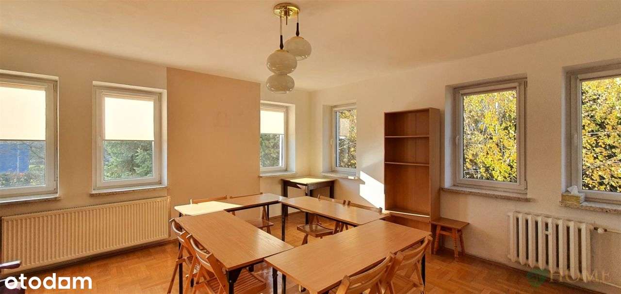 Wielofunkcyjny obiekt z pięknym ogrodem w Lublinie-8