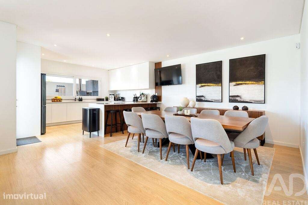 Casa / Villa T4 em Setúbal (São Sebastião) de 397,00 m2 - Grande imagem: 5/28