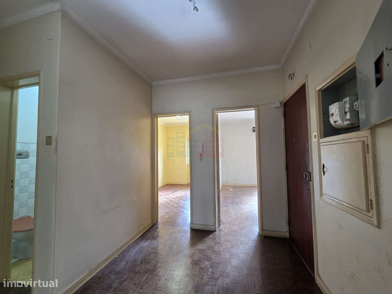 Centro Mem Martins - T4 para remodelação-14