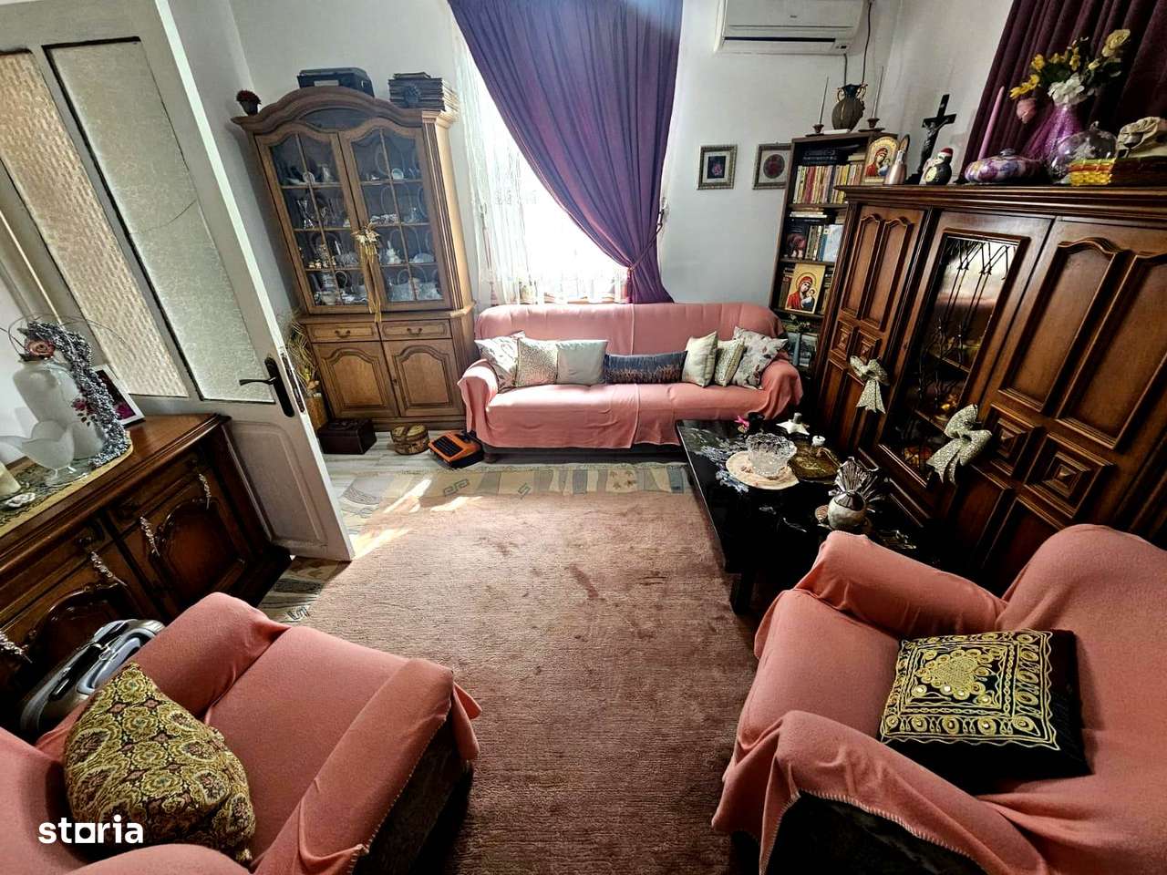 Casa vanzare 6 camere ,cu 629 mp teren zona PARCUL DE SOFT-3