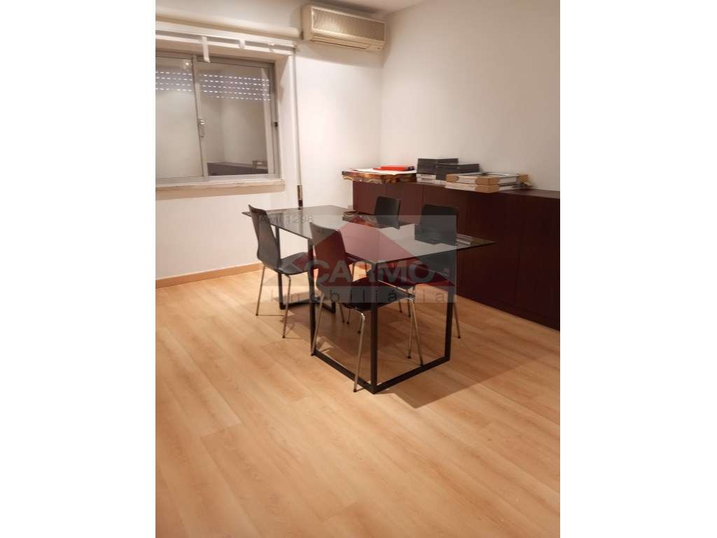 Arrenda-se Escritório/ Consultório no Centro do Montijo. - Grande imagem: 4/19