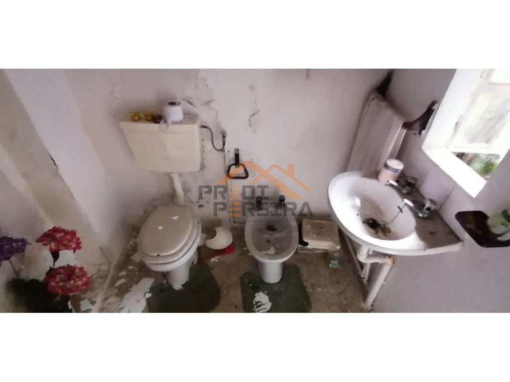 Prédio para reabilitação no Paço do Lumiar, com elevado potencial d...-29
