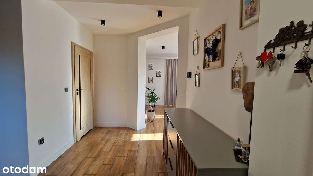 Dom jednorodzinny, gotowy do zamieszkania!-6