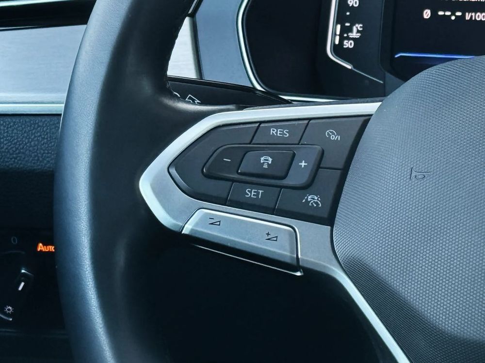 Volkswagen Passat-Variant 2.0 TDI Elegance DSG 2022 — zdjęcie 5