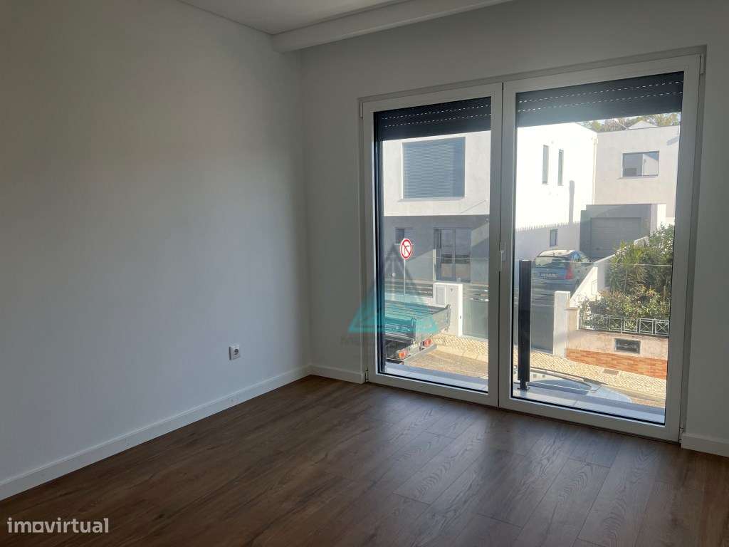 Moradia geminada T4 com excelentes acabamentos Quinta do Desembarga...-30