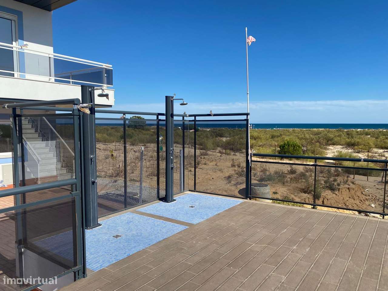 Condomínio Pés na Água T0 e T1 Duplex, na Praia da Lota, Algarve-25