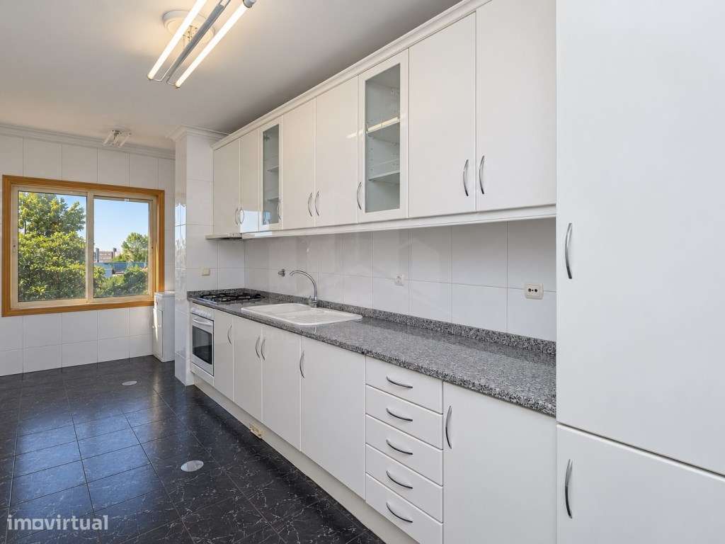 T2 - Santa Marinha - Box Fechada-16