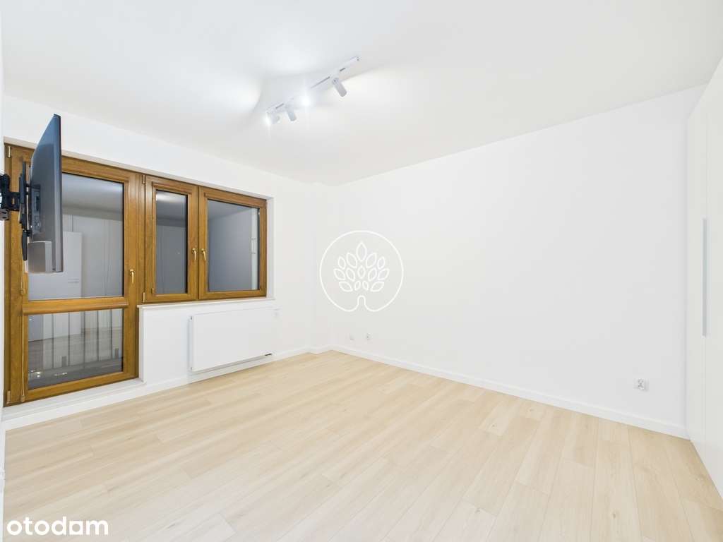 Przestronne mieszkanie 42 m² po remoncie, loggia-7