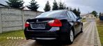 BMW Seria 3 318i - 4