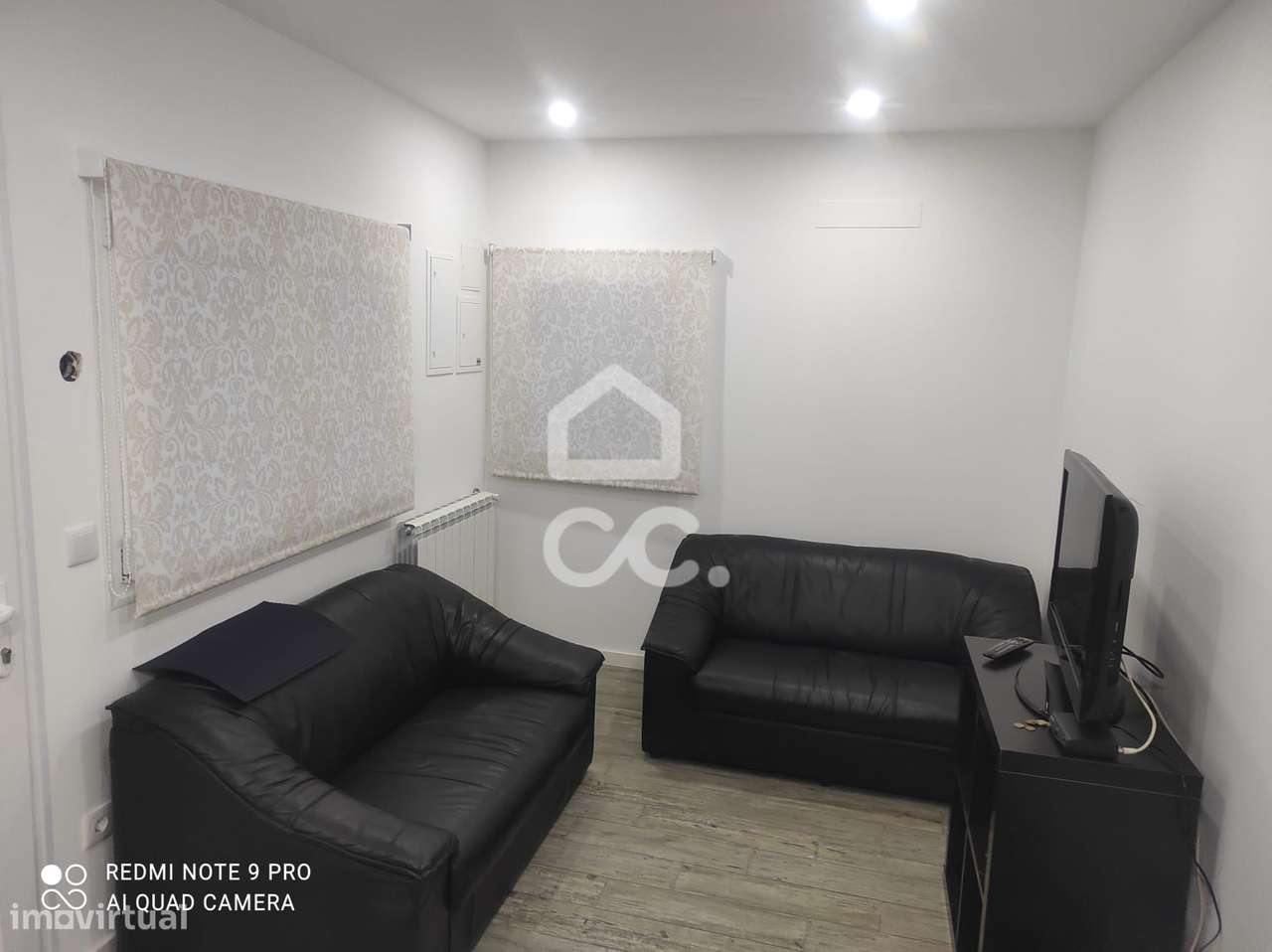 Excelente T2 como Novo no Centro | Ideal para Viver ou Investir - Grande imagem: 3/8