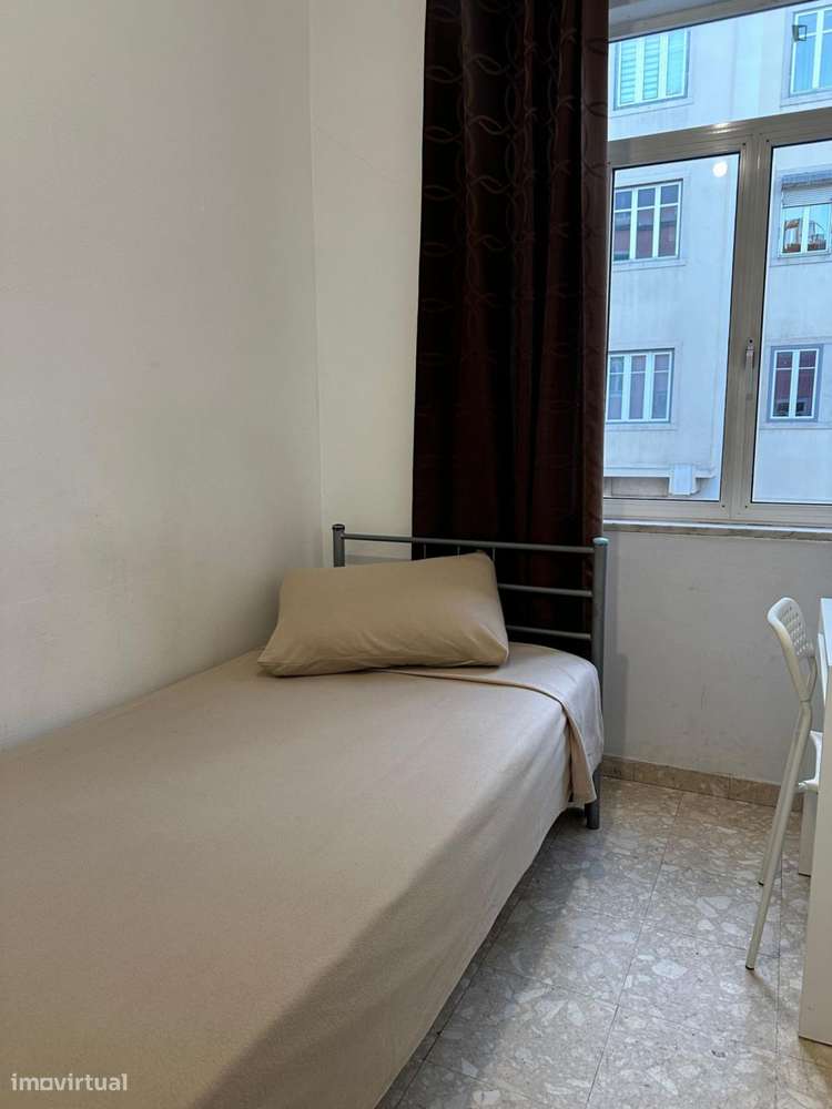 Quarto - localizado em Alameda Lisbon - Grande imagem: 5/8