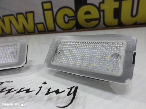 Suporte De Lâmpada De Matricula Com Led Branco Fiat 500 / 500 Abarth / 500 CABRIO 2007-2020 - 12