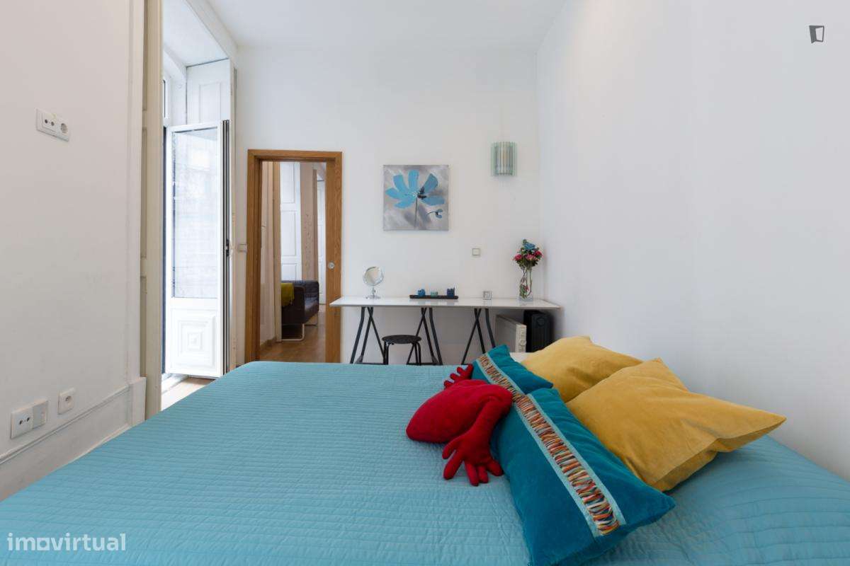 Apartamento com 1 quartos - localizado em Santo Ildefonso Porto - Grande imagem: 4/10