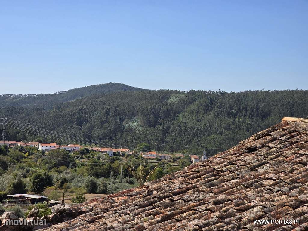 Moradia T3 Independente com Pátio  — Vila Nova, Miranda do Corvo-14