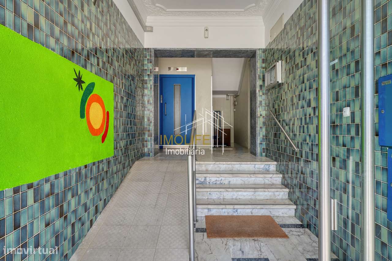 Apartamento T3 Remodelado na Rua Miguel Torga – Costa da Caparica-5