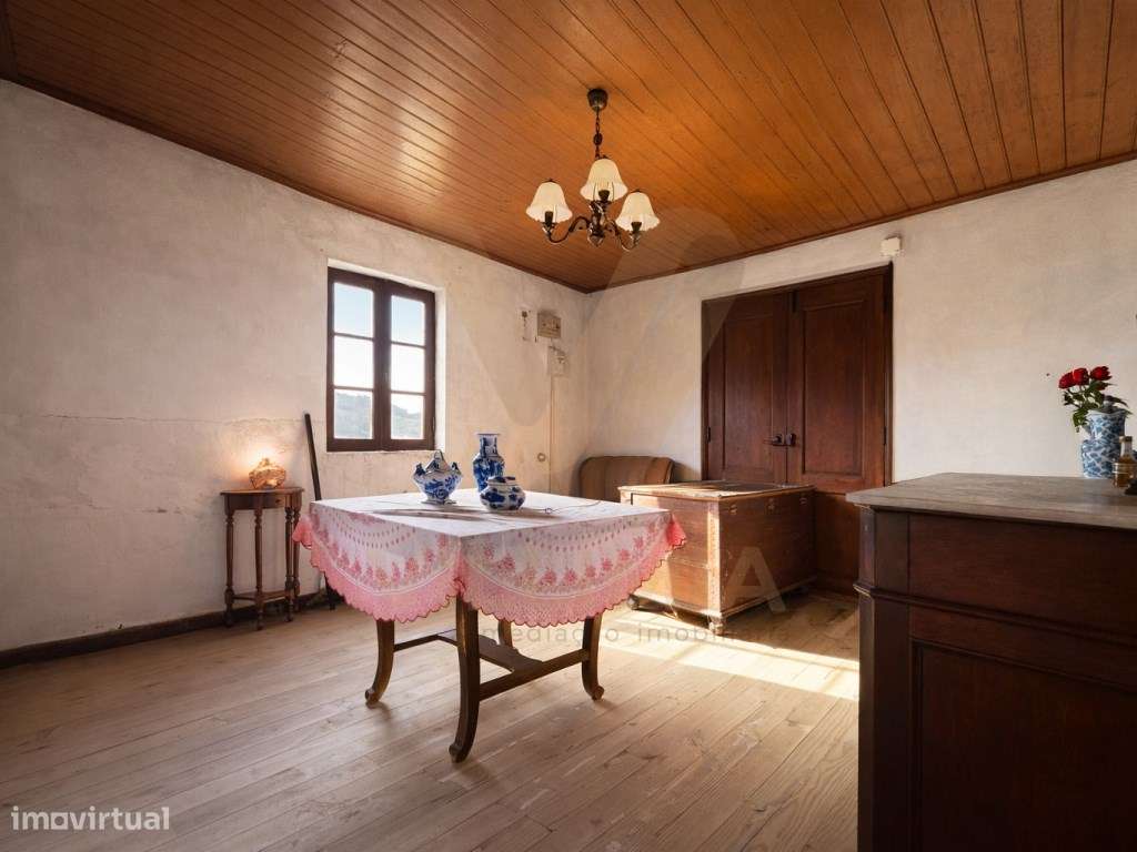 Propriedade com Casa Antiga T3 para Restauro - Beiral do Lima-11