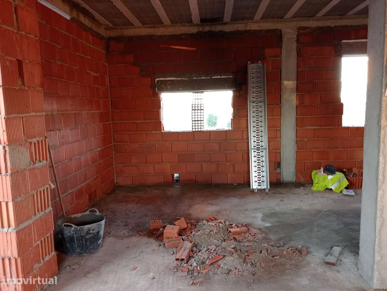 Moradia nova em Salvaterra de Magos.-23