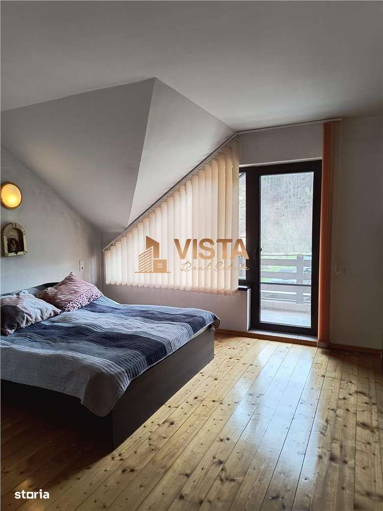 Oportunitate! Casa deosebita cu 2980 mp teren in Vulcan, Brasov - Imagine principală: 4/20