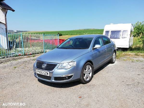 Dezmembrez piese VW Passat B6 - 1