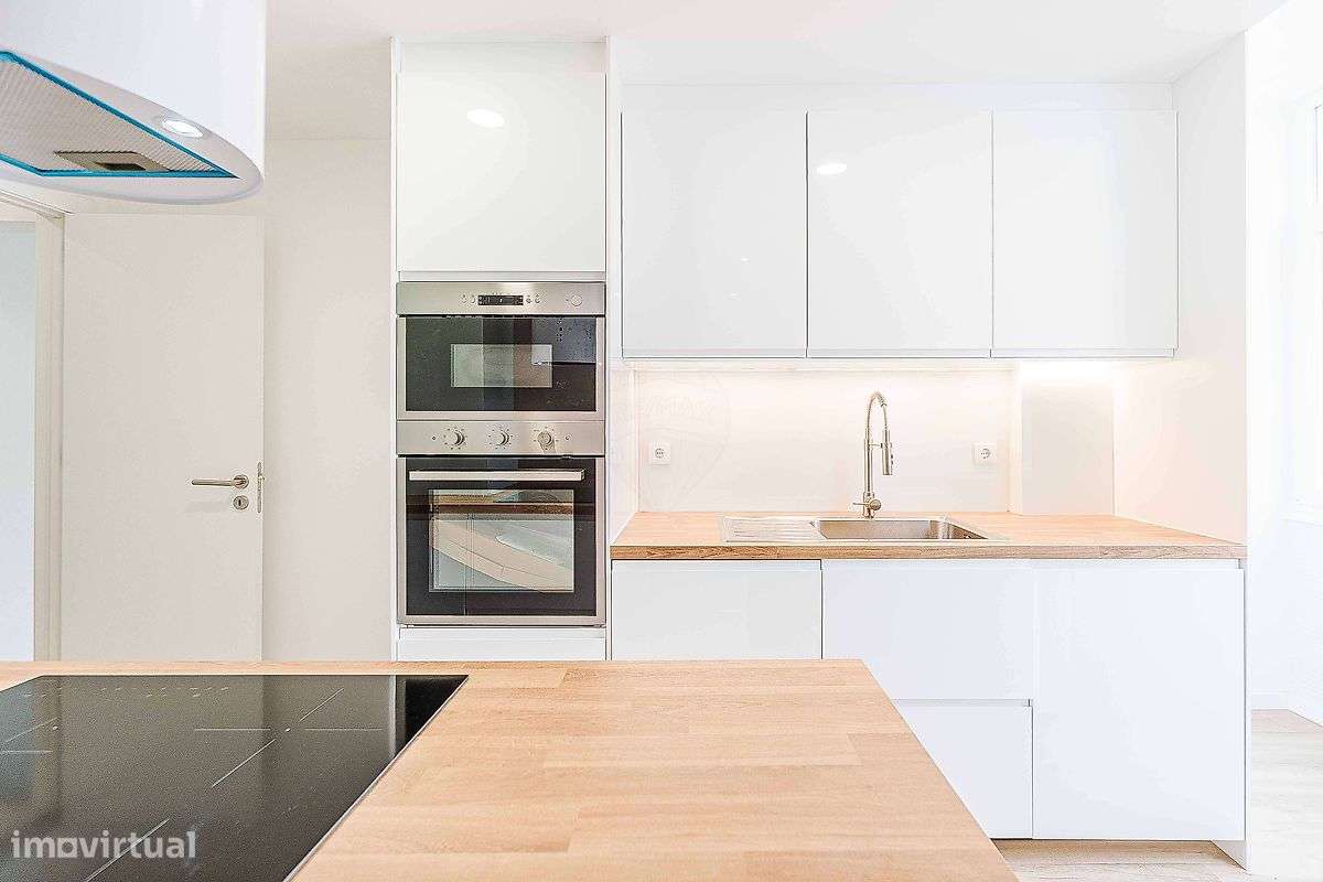 Apartamento T4 para venda - Grande imagem: 2/48