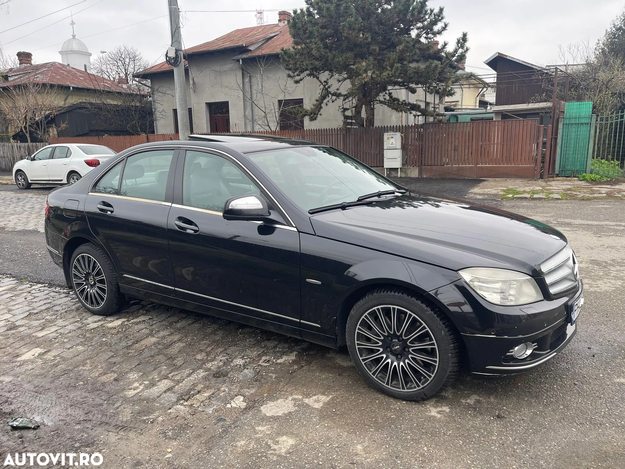 Mercedes-Benz C 320 CDI DPF 4Matic 7G-TRONIC Avantgarde - 21