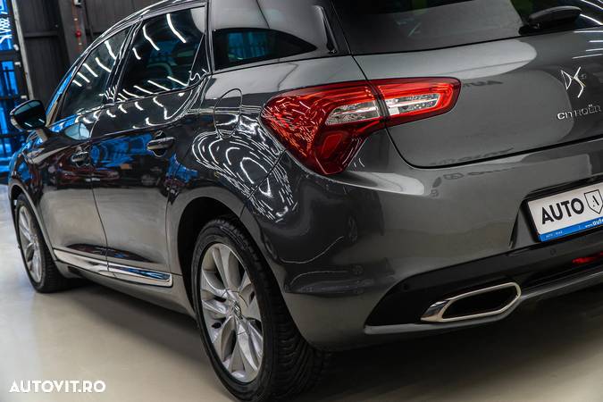 Citroën DS5 HDi 165 Aut. SportChic - 32