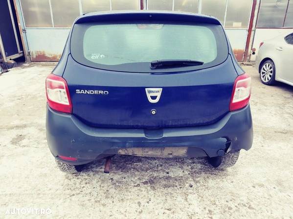 Dezmembrez Dacia Sandero 1.2i 75cp - 3