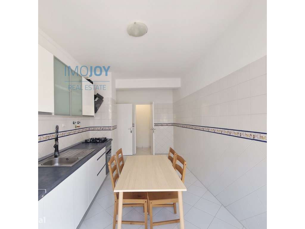 Simpático Apartamento T2 para Venda na Aldeia Paio Pires - Grande imagem: 4/26