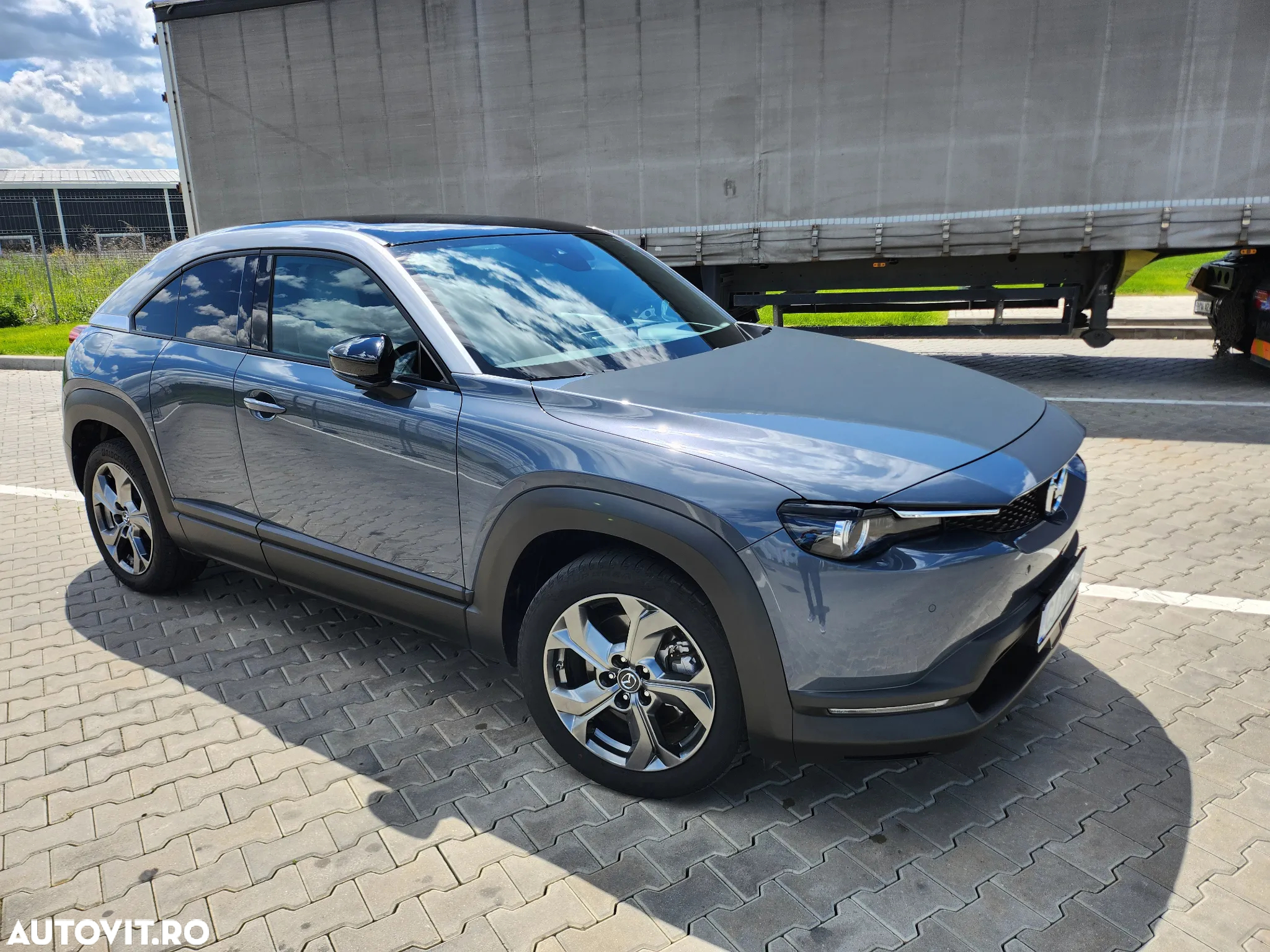 Mazda MX-30 e-Skyactiv EV Makoto (Urban Expression) - 8