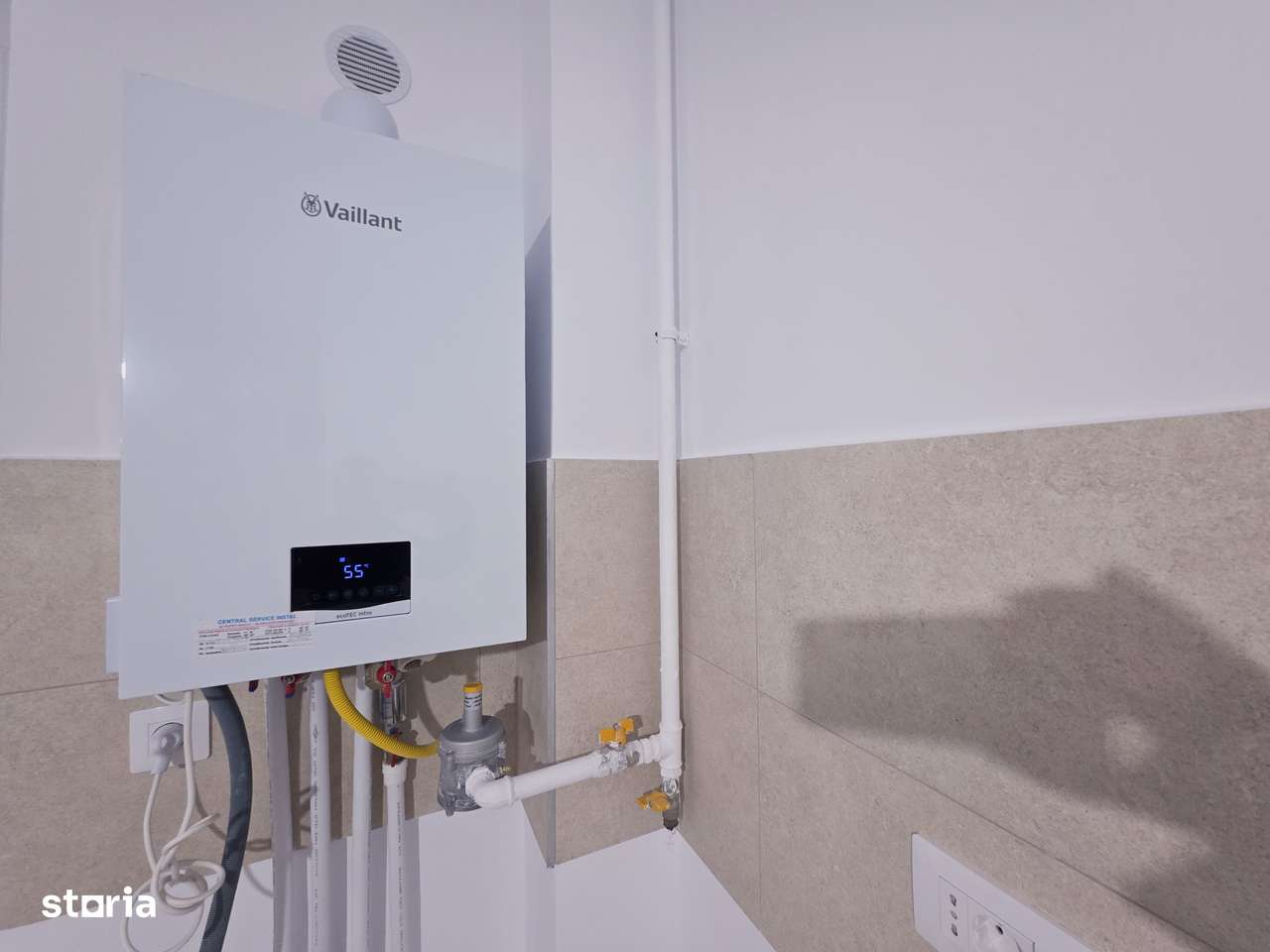 Vand apartament 3 camere zona Coresi complex Casa Nobel-4