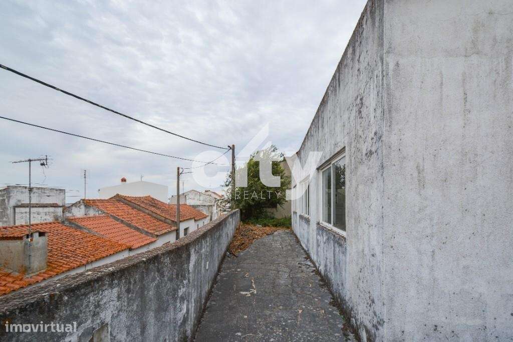 PRÉDIO EXCLUSIVO NO CENTRO DE MONTARGIL-15