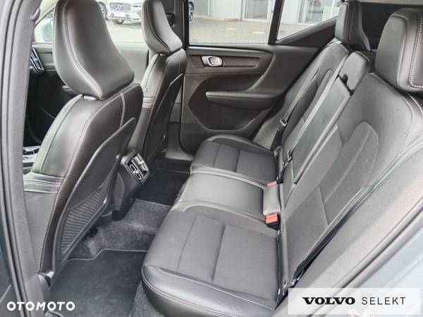 Volvo XC 40 - 23