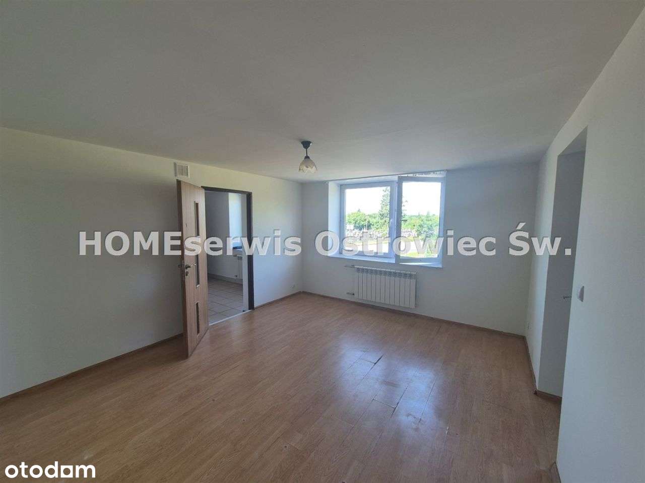 Dom wielorodzinny o pow. 187 m2 na dziąłce 1783 m2-7