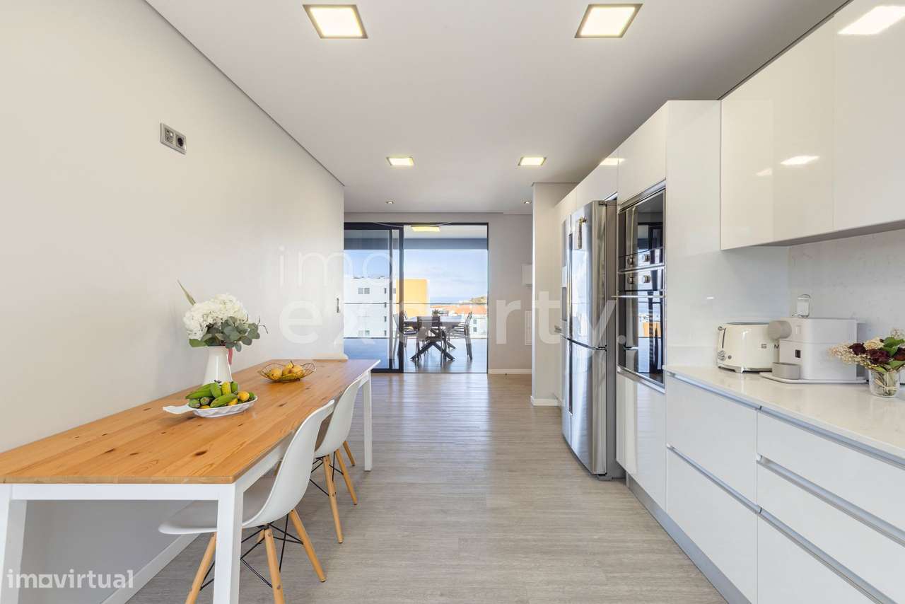 Apartamento T3 no Amparo, São Martinho-8