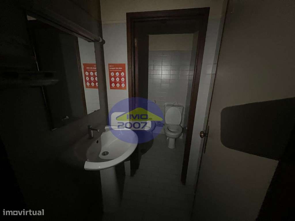 Loja em São Paio de Oleiros-25