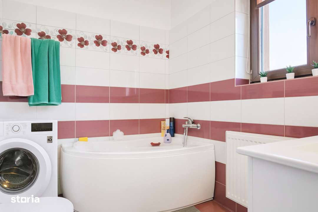 Vila spatioasa in Ciorogarla, teren 656 mp, mansarda 80 mp-11